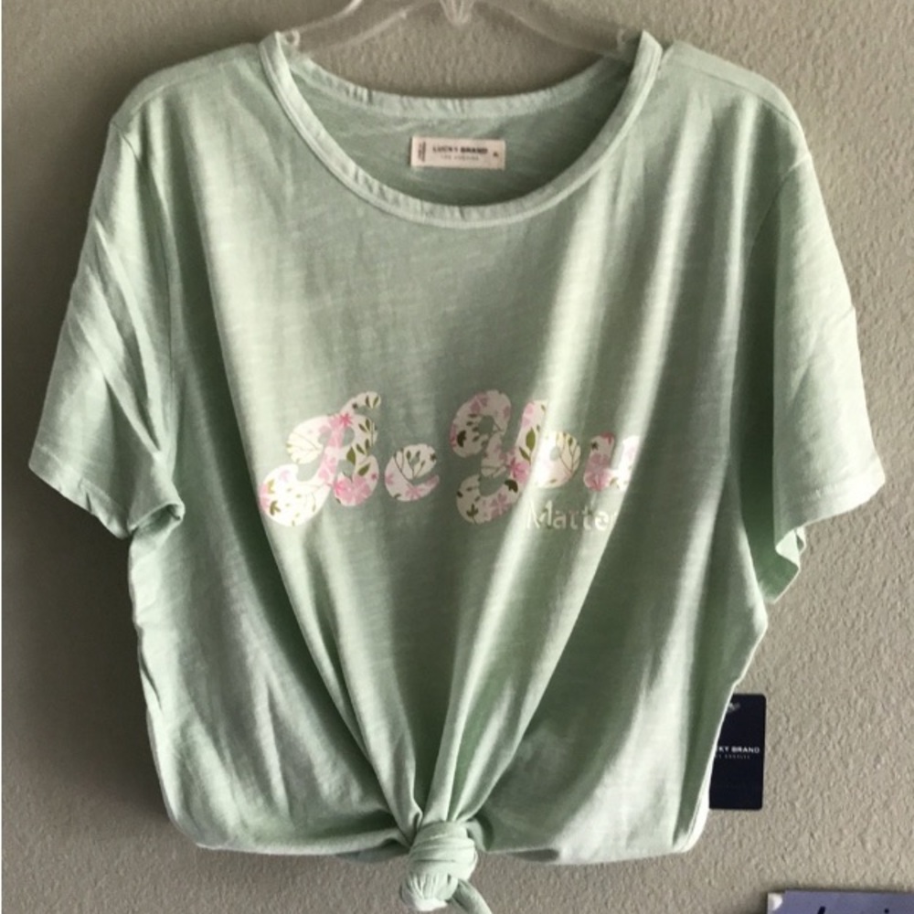 🎉HP🎉 NWT Lucky Brand Women’s “Be You” Floral Graphics “Love💞Tee” Collection - Picture 1 of 5